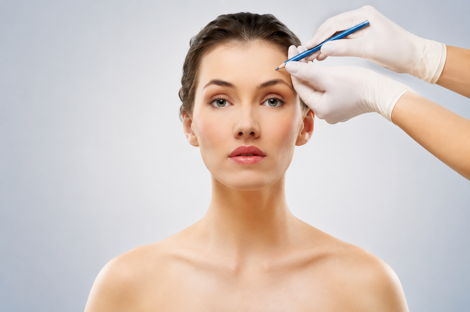 Woman receiving cosmetic forehead procedure.
