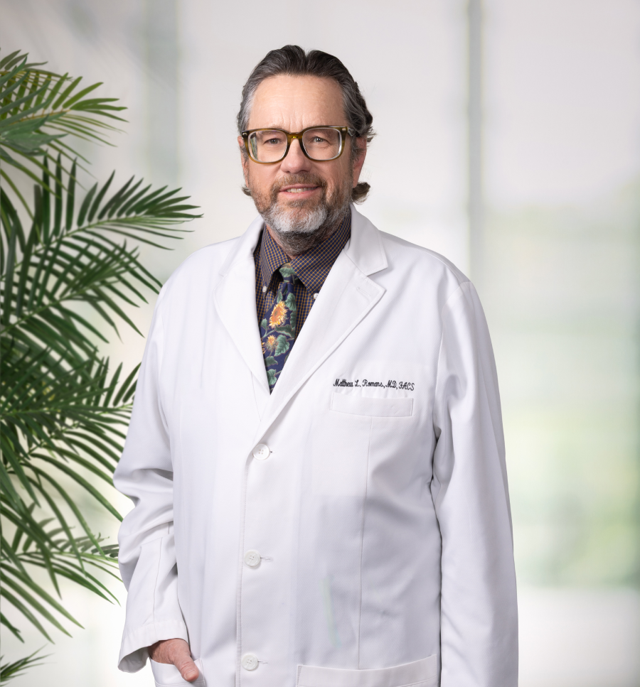 Matthew_Romans_MD_full_photo